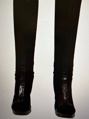 TORY BURCH BLACK SUEDE & PATENT LEATHER HIGH BOOTS Sz 7